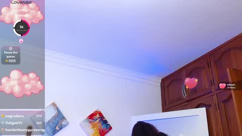 Snapshot of ryanastone_ chatting on January 2025 12:52:02 PM Hanna online show from January 2025 12:52:02 PM