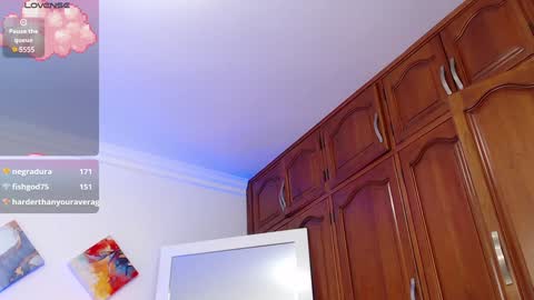 Snapshot of ryanastone_ chatting on January 2025 01:08:01 PM Hanna online show from January 2025 01:08:01 PM