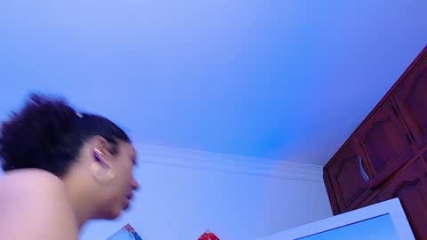 Snapshot of ryanastone_ chatting on February 2025 01:22:01 PM Hanna online show from February 2025 01:22:01 PM