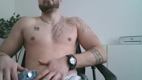 ryanhoffmann15 online show from February 2026 03:20:01 PM