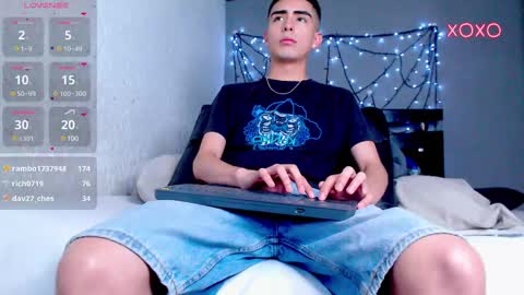 Snapshot of ryannhill_ chatting on February 2025 05:59:01 AM Ryannhill online show from February 2025 05:59:01 AM