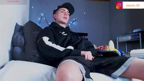 Snapshot of ryannhill_ chatting on September 2025 06:13:01 AM Ryannhill online show from September 2025 06:13:01 AM