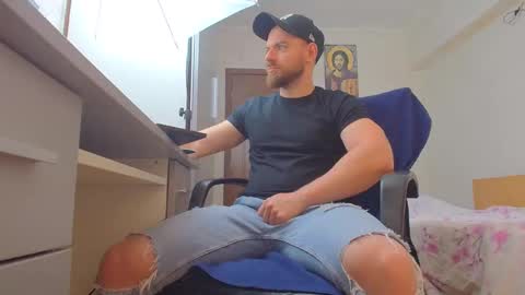 Ryanstone  online show from May 2026 04:19:01 AM