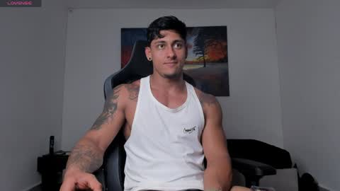Snapshot of ryanwhite3 chatting on April 2026 11:49:02 PM ryanwhite3 online show from April 2026 11:49:02 PM