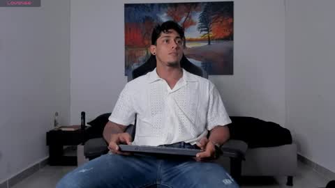 Snapshot of ryanwhite3 chatting on April 2026 07:55:02 PM ryanwhite3 online show from April 2026 07:55:02 PM