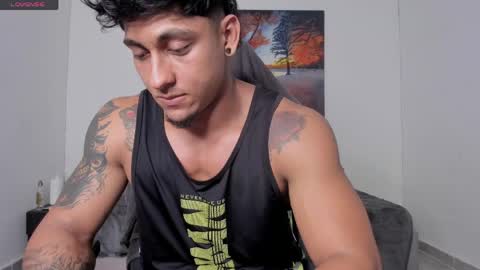 Snapshot of ryanwhite3 chatting on May 2026 10:40:02 PM ryanwhite3 online show from May 2026 10:40:02 PM
