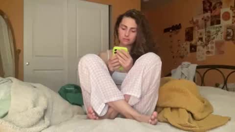 Snapshot of rylanxoxo chatting on November 2025 04:00:01 AM rylanxoxo online show from November 2025 04:00:01 AM