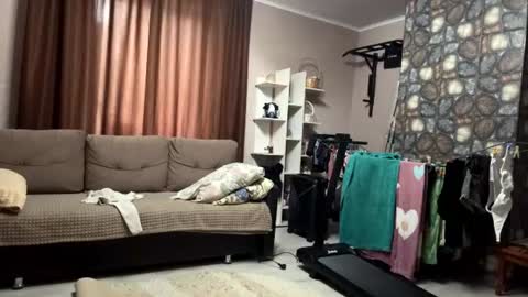 ryni online show from July 2026 12:48:02 PM