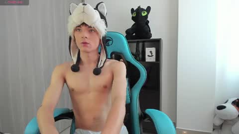 RYO BLEU online show from July 2026 07:56:02 PM