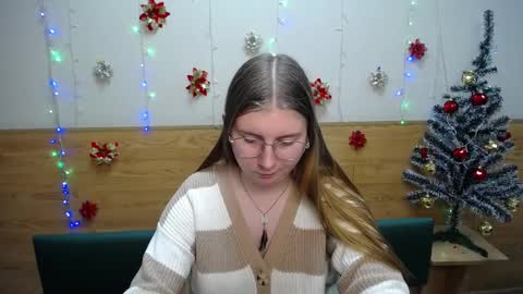 RysaKosaYlya online show from January 2025 03:35:01 PM