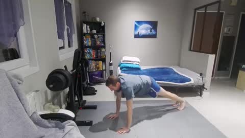 Snapshot of ryukukamifr chatting on January 2026 06:22:02 PM Ryuk FR online show from January 2026 06:22:02 PM