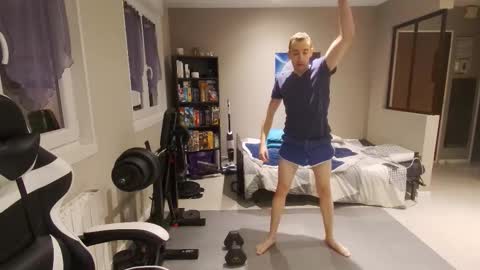 Snapshot of ryukukamifr chatting on February 2026 06:23:01 PM Ryuk FR online show from February 2026 06:23:01 PM