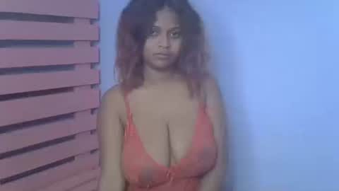 Snapshot of rywanna chatting on May 2026 06:27:01 PM rywanna online show from May 2026 06:27:01 PM