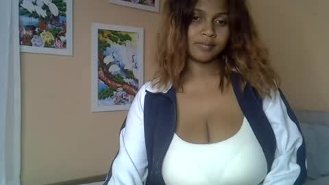 rywanna online show from July 2026 07:07:02 PM