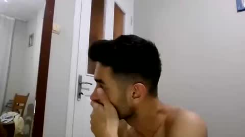 Snapshot of s2ici chatting on October 2025 06:52:02 PM s2ici online show from October 2025 06:52:02 PM