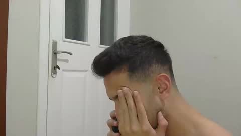 Snapshot of s2ici chatting on November 2025 07:35:01 PM s2ici online show from November 2025 07:35:01 PM