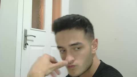 Snapshot of s2ici chatting on November 2025 08:27:02 PM s2ici online show from November 2025 08:27:02 PM