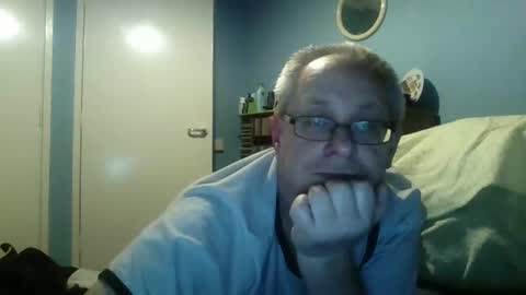 Snapshot of s536sny18 chatting on February 2025 06:31:02 PM s536sny18 online show from February 2025 06:31:02 PM