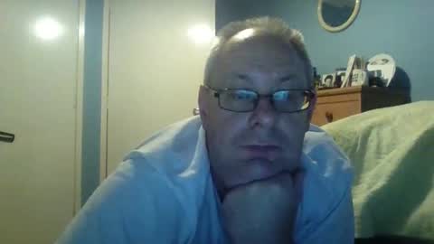 Snapshot of s536sny18 chatting on September 2025 02:38:02 PM s536sny18 online show from September 2025 02:38:02 PM