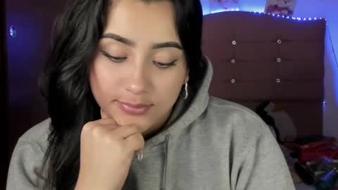 Snapshot of s_demoni1 chatting on December 2024 01:26:01 AM S H A R O N model independient online show from December 2024 01:26:01 AM