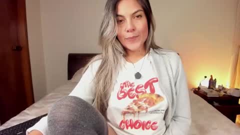 Leslie Beltrn online show from June 2026 03:11:01 AM