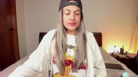 Leslie Beltrn online show from June 2026 05:28:01 AM