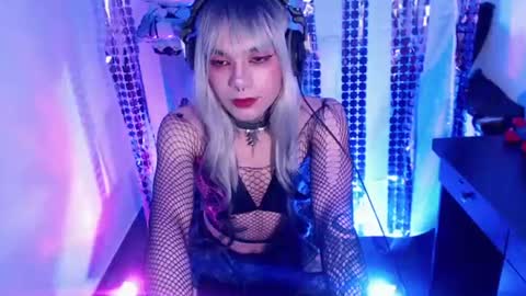 Isabella online show from July 2026 01:08:02 AM