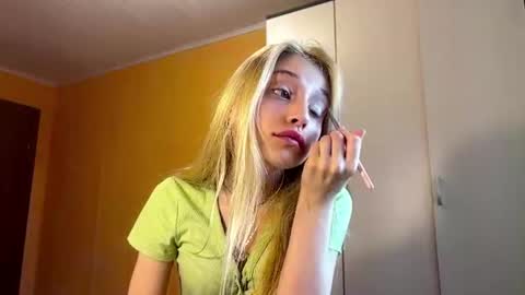 Sabina online show from July 2026 04:04:02 PM