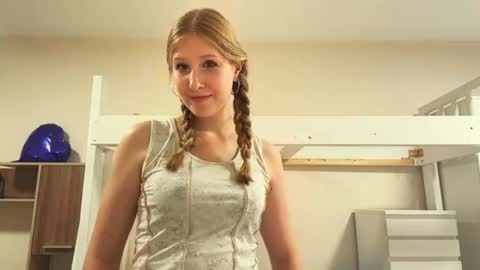 Sabine online show from July 2026 10:32:02 AM