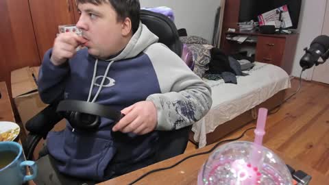 1141323  my Lord Mister Max   moms treasure online show from January 2025 03:32:02 AM