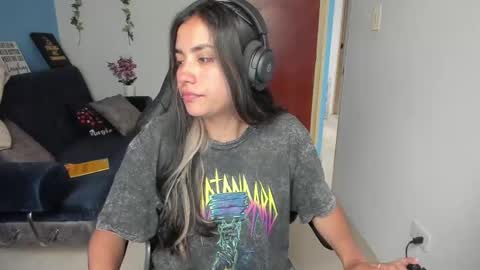 Snapshot of sabrina_chester_02 chatting on February 2025 08:26:01 PM Angie online show from February 2025 08:26:01 PM