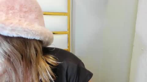 . Sabrina Cole . online show from December 2024 06:42:02 AM