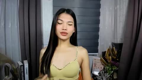 Nadine online show from February 2026 10:14:02 PM