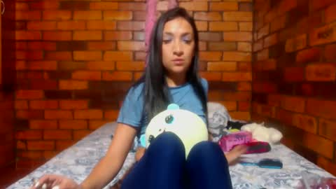 Snapshot of sabrina_v_ chatting on March 2025 10:13:02 AM Sabrina online show from March 2025 10:13:02 AM