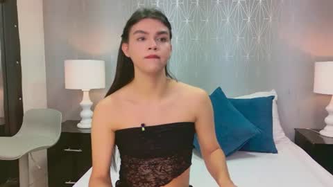 Sabrina Foox online show from July 2026 01:59:02 PM