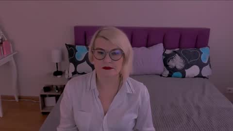 Sabrina MacMarren online show from February 2025 08:50:02 AM