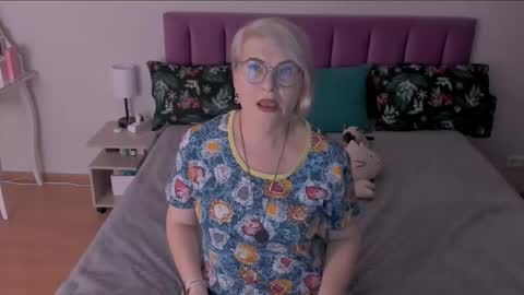 Sabrina MacMarren online show from March 2025 08:42:02 PM