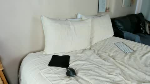 SabrinasShows online show from December 2024 07:50:02 PM