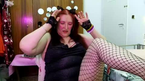 SabrinaXlovess online show from May 2026 05:18:01 PM