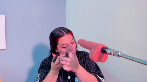 Snapshot of sabrinna_fox chatting on June 2026 07:56:01 PM sabrinna online show from June 2026 07:56:01 PM