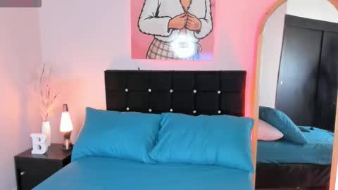 sabrinna online show from February 2026 12:10:02 PM