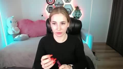 Snapshot of sabrinviolet chatting on April 2026 08:01:01 AM Sabrina Violet online show from April 2026 08:01:01 AM