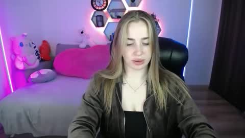 Snapshot of sabrinviolet chatting on May 2026 08:08:02 AM Sabrina Violet online show from May 2026 08:08:02 AM