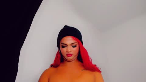 Snapshot of sacha_candy chatting on December 2024 11:25:02 PM Sacha online show from December 2024 11:25:02 PM