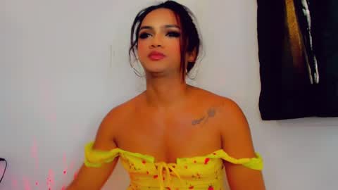 Snapshot of sacha_candy chatting on December 2024 08:47:02 PM Sacha online show from December 2024 08:47:02 PM