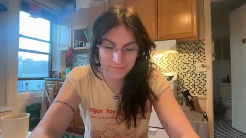 Snapshot of sadie_stars chatting on February 2026 10:28:01 PM Sadie online show from February 2026 10:28:01 PM