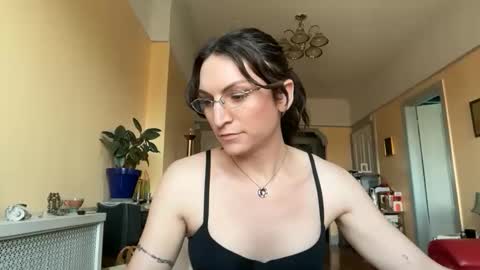 Snapshot of sadie_stars chatting on March 2026 08:23:01 PM Sadie online show from March 2026 08:23:01 PM