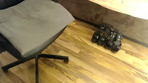 Snapshot of sadisfaction chatting on February 2025 06:15:02 PM sadisfaction online show from February 2025 06:15:02 PM