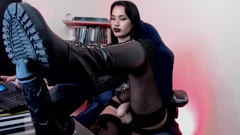 Snapshot of saeko_karin chatting on February 2025 08:51:02 PM Aly independent model online show from February 2025 08:51:02 PM