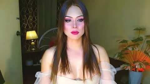 Snapshot of safaracox chatting on May 2026 04:41:02 AM SafaraCox My Love online show from May 2026 04:41:02 AM